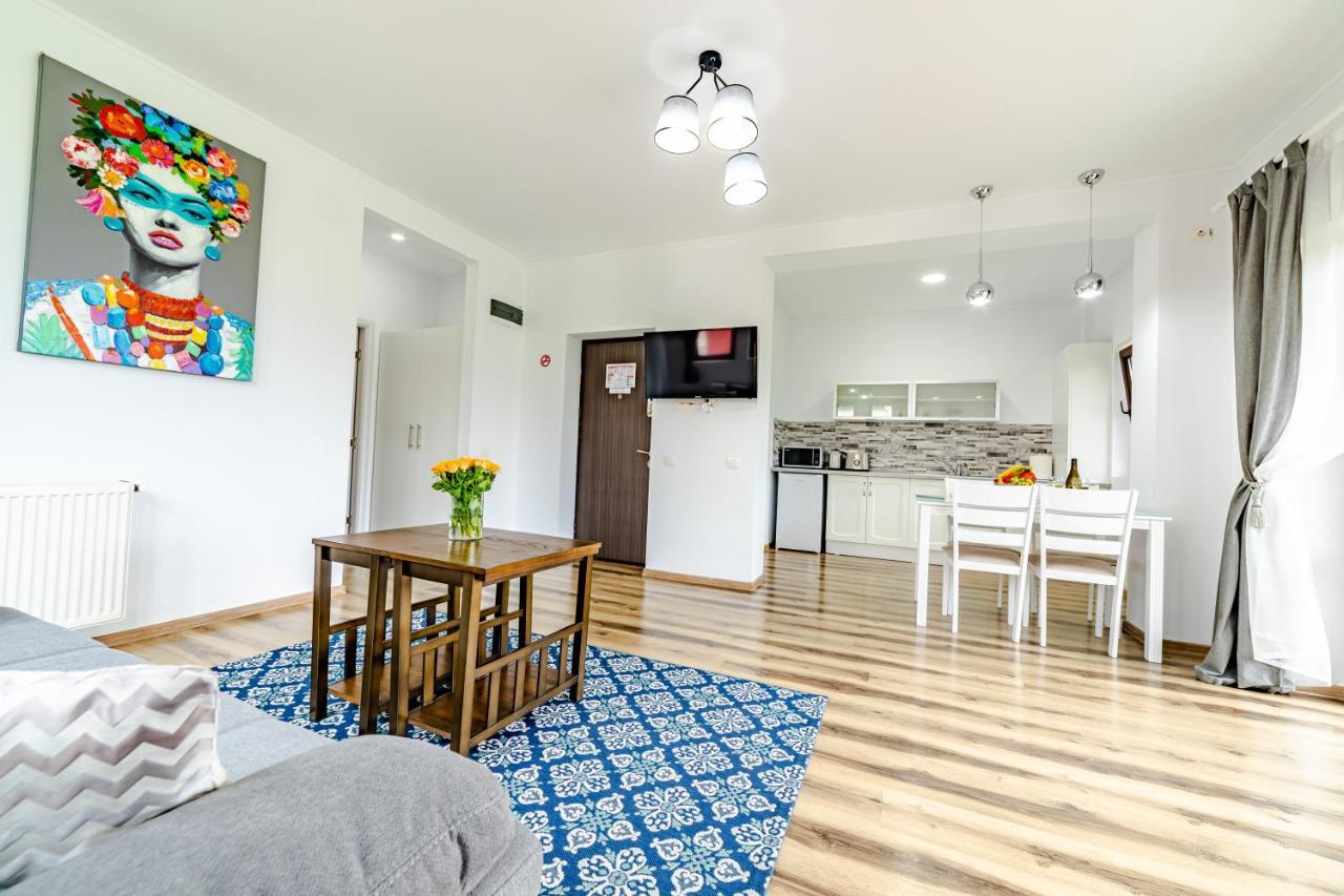 Yael Luxury Apartments 2 Buşteni Buitenkant foto