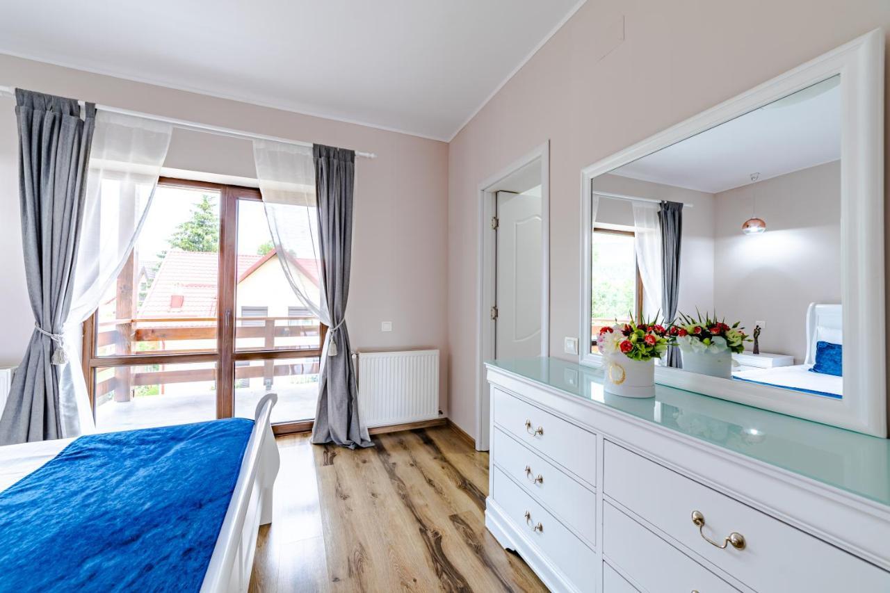 Yael Luxury Apartments 2 Buşteni Buitenkant foto