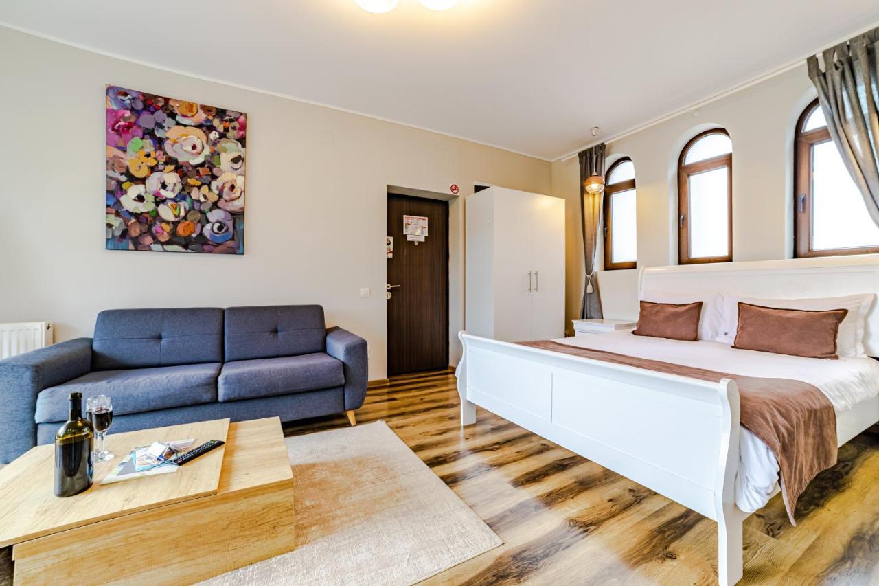 Yael Luxury Apartments 2 Buşteni Buitenkant foto
