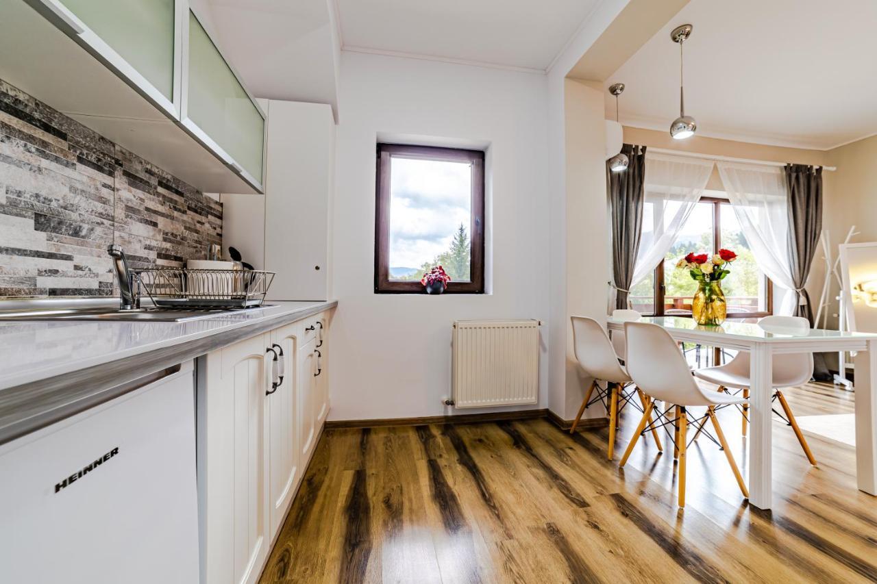 Yael Luxury Apartments 2 Buşteni Buitenkant foto