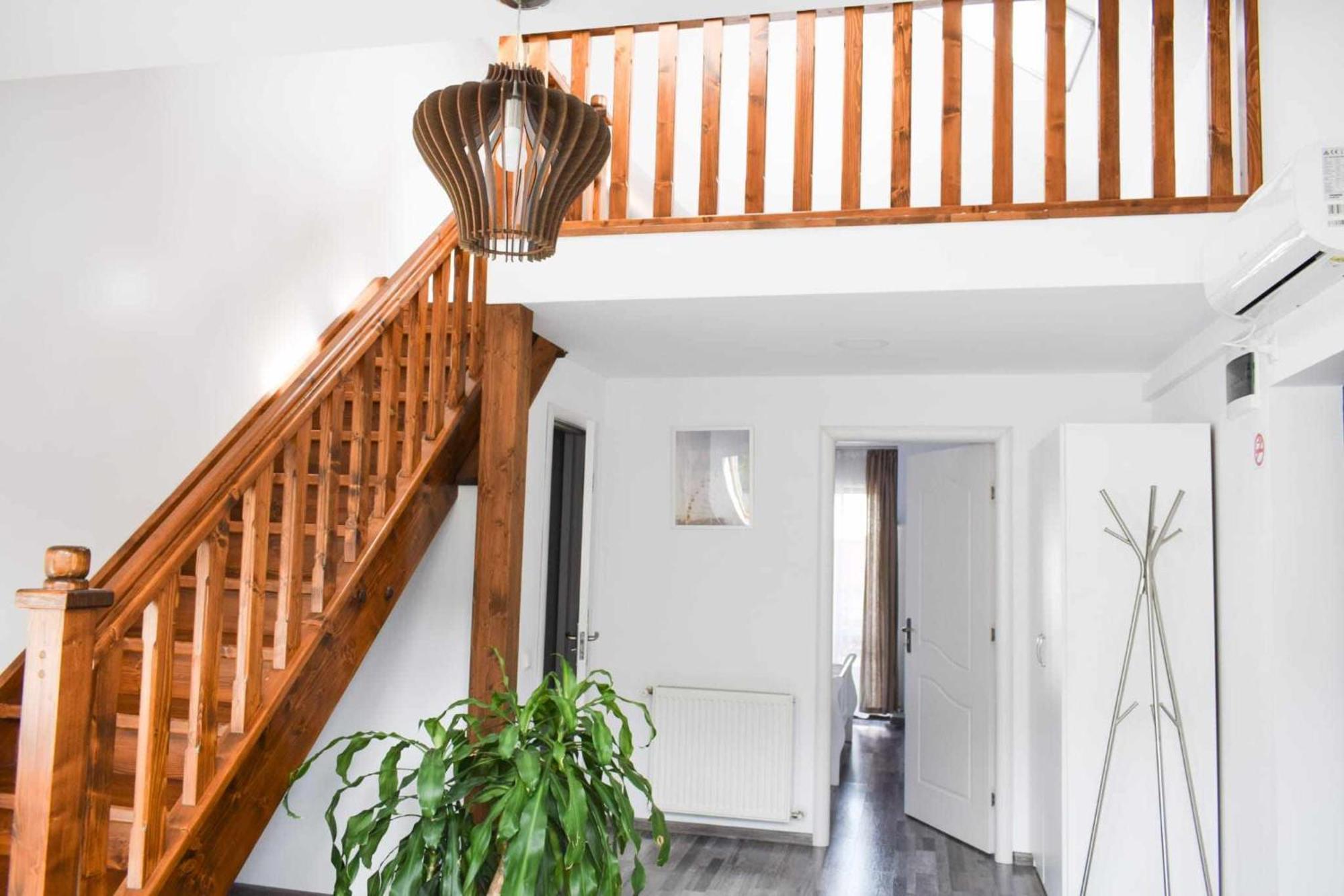 Yael Luxury Apartments 2 Buşteni Buitenkant foto